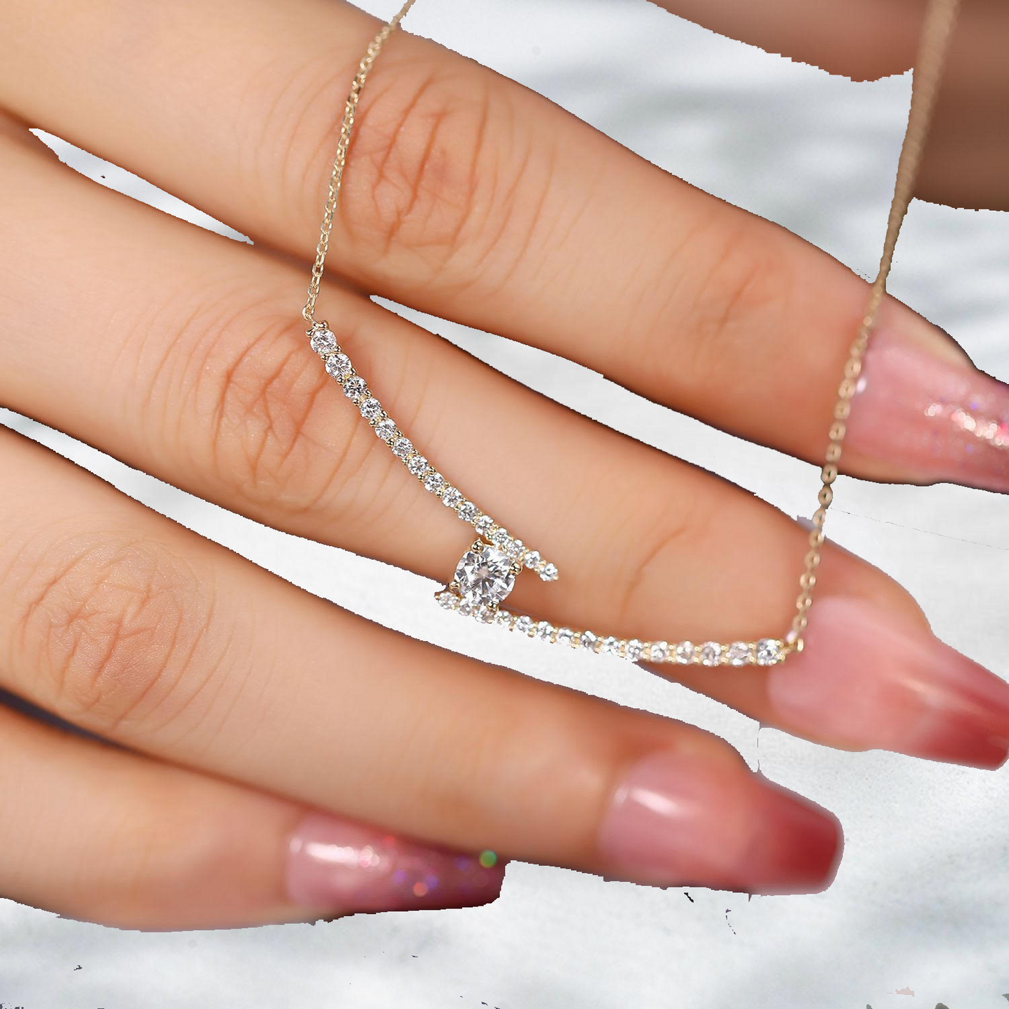 Whisperline – 18K Natural Diamond Floating Necklace