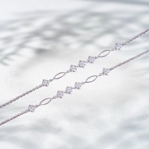 Celeste Link – 18K White Gold Natural Diamond Bracelet
