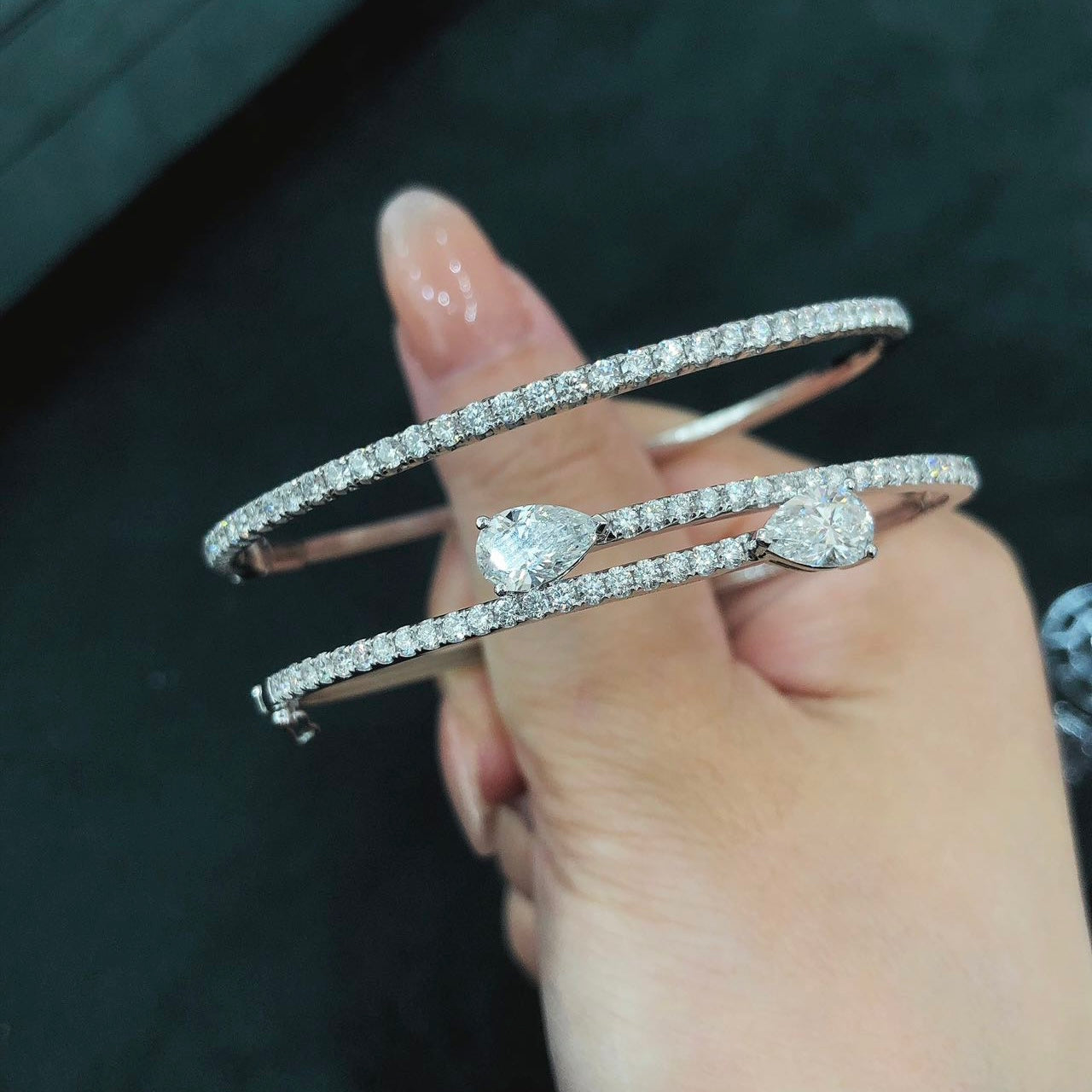 1.67 ct Pear Shape Lab Diamond Bracelet – D/E Color, VS–VVS Clarity, Platinum PT950