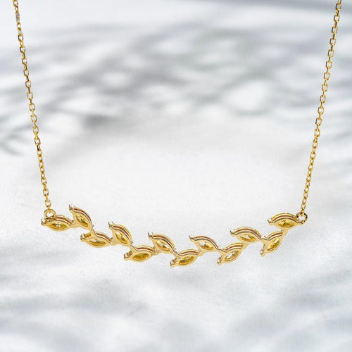 Golden Laurel – 18K Yellow Gold Natural Diamond Leaf Necklace