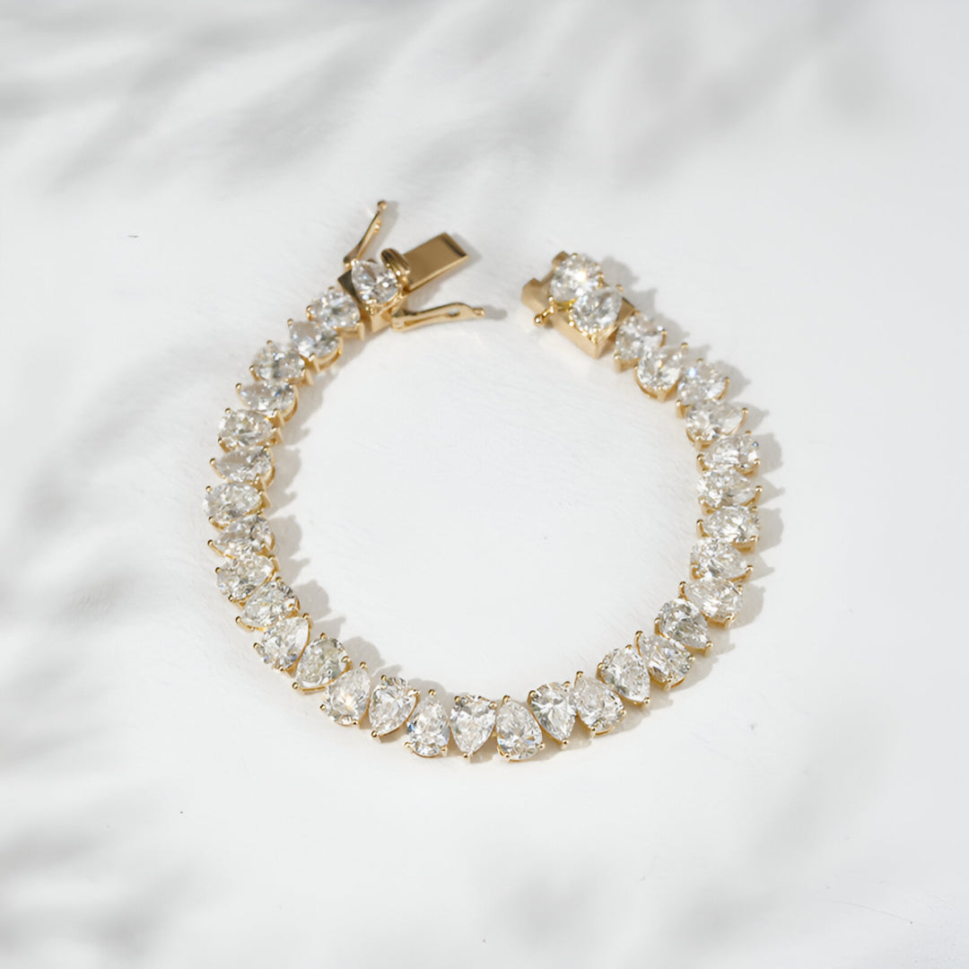 QOB “Regal Flame” Lab Diamond Bracelet ~21.568 carats in Solid 18K Yellow Gold