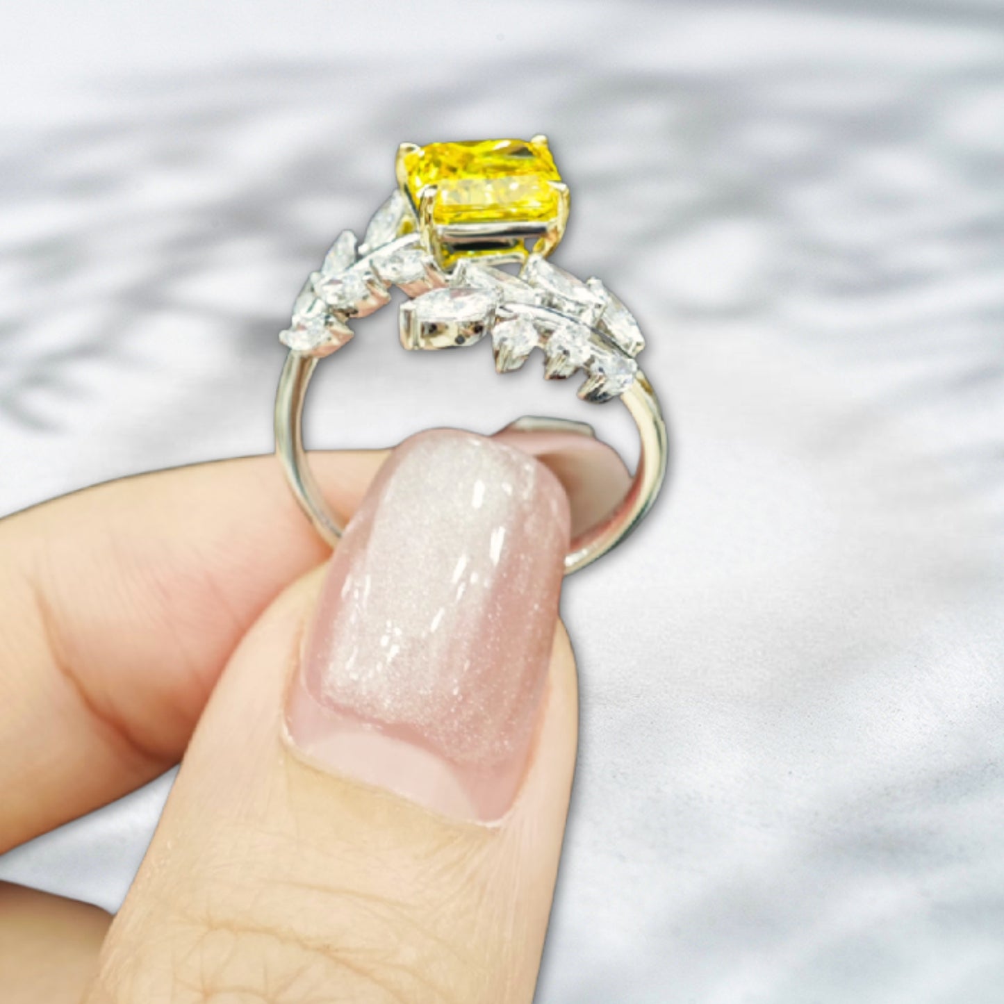 Golden Laurel – 2.12ct Yellow Radiant Lab Diamond Ring in 18K Gold