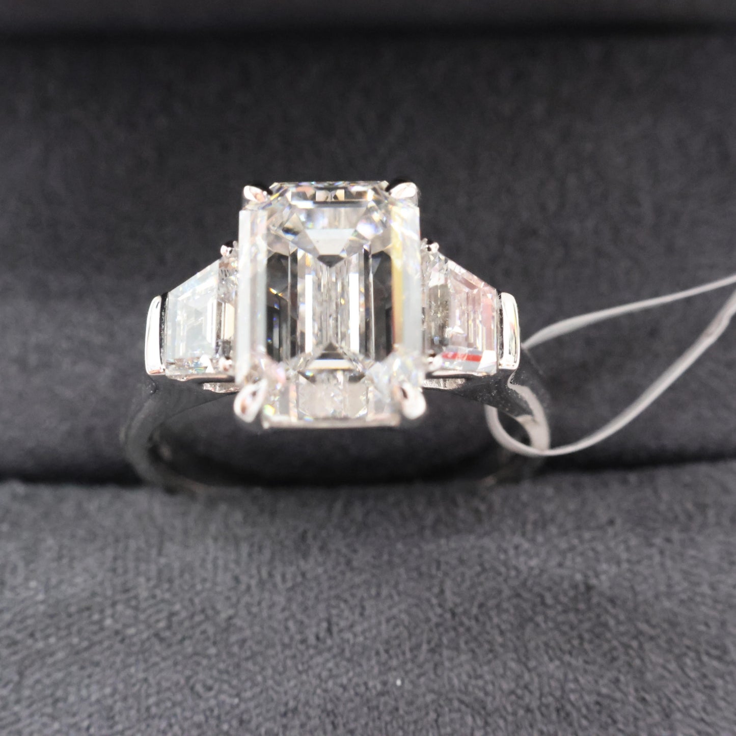 QOB Heirloom Radiance – 5ct Emerald Cut Lab Diamond Three-Stone Ring in 18K Gold