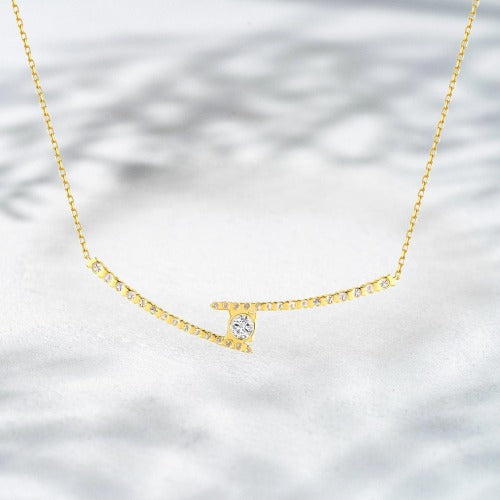 Whisperline – 18K Natural Diamond Floating Necklace