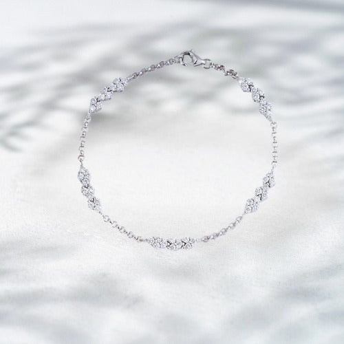 Glacial Chain18K White Gold Natural Diamond Tennis Bracelet (2.2 ct)