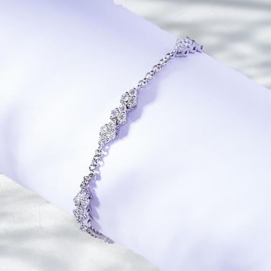 Glacial Chain18K White Gold Natural Diamond Tennis Bracelet (2.2 ct)