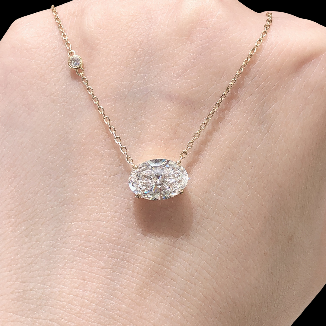 Luna Oval 18K Yellow Gold Diamond Necklace – 2.01 ct Center Stone