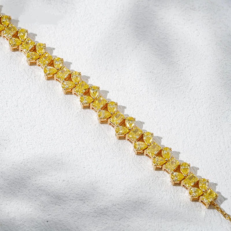 Saffron Linea – 18K Yellow Gold Lab Diamond Bracelet