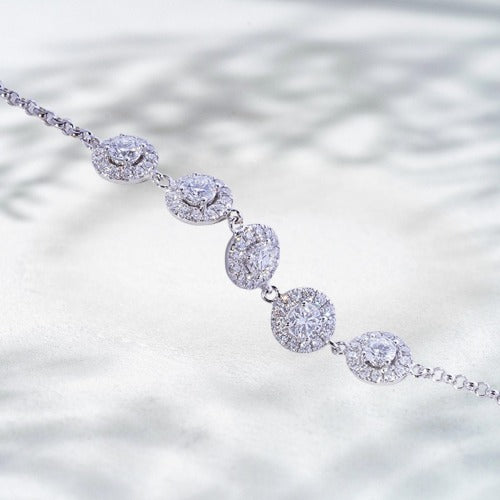 Snowfall Dance – 18K White Gold Lab Diamond Cluster Bracelet (7.5 in, ~0.33 ct)