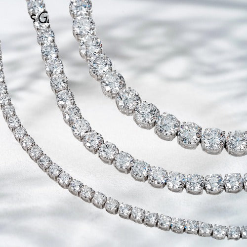Glacial Stream – 18K White Gold Lab Diamond Tennis Bracelet (4.1 mm, ~11 ct, 7 in)