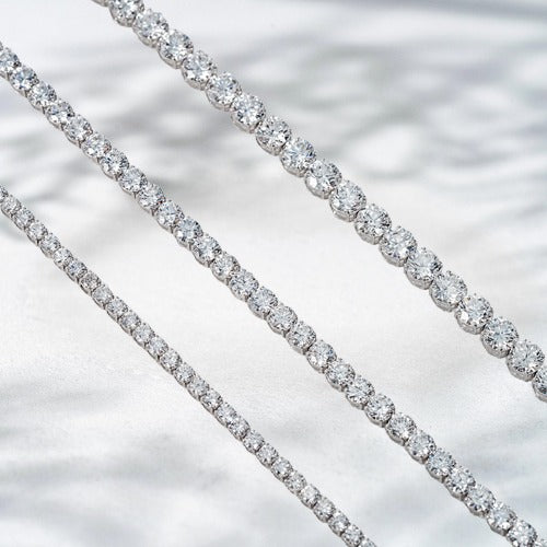 Glacial Stream – 18K White Gold Lab Diamond Tennis Bracelet (4.1 mm, ~11 ct, 7 in)
