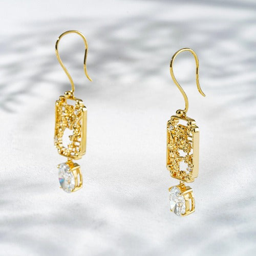 Lattice Muse – 18K Yellow Gold Lab Diamond Drop Earrings