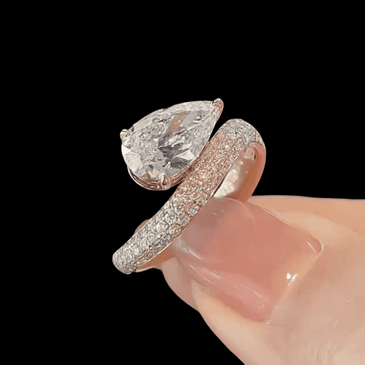 Aurora Flame 18K Rose Gold Diamond Ring – 1.50 ct Center Stone