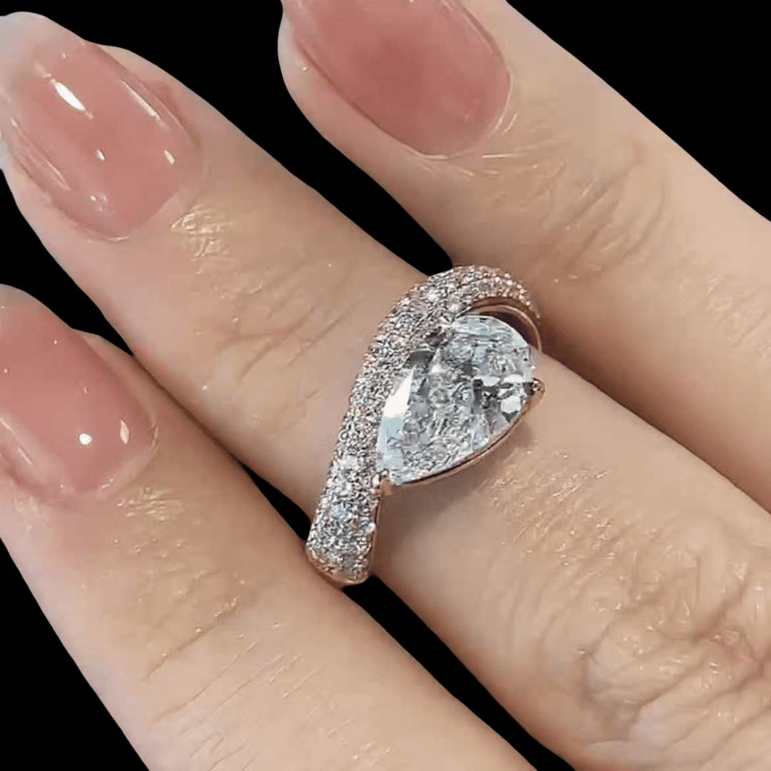 Aurora Flame 18K Rose Gold Diamond Ring – 1.50 ct Center Stone