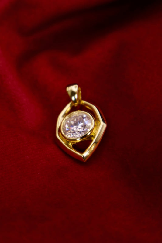 18k Gold Diamond Pendant