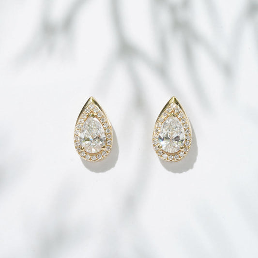 Solstice Dewdrop – 18K Yellow Gold Lab Diamond Halo Earrings