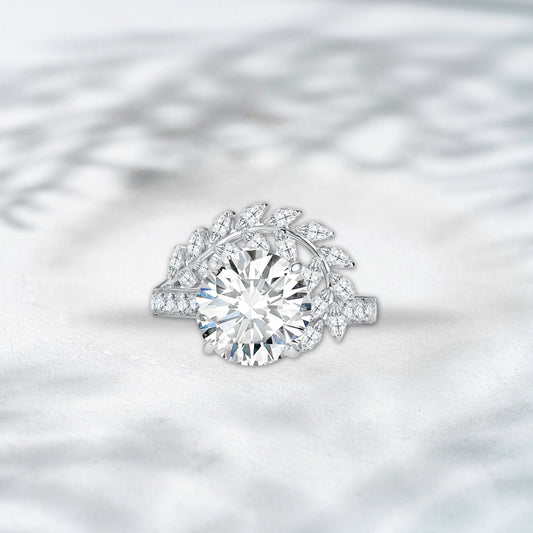 QOB Crowned Laurel Ring – 6.196ct Lab Diamond in 18K Gold