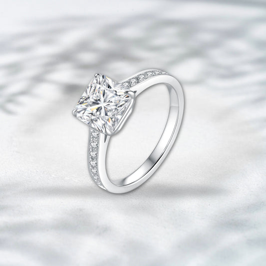 QOB Crown Radiance – 2.1ct Cushion Cut Lab Diamond Ring in 18K White Gold
