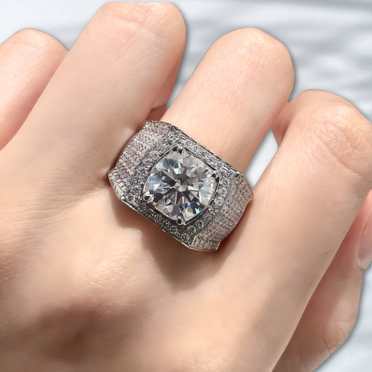 QOB Majesty Pavé Lab Diamond Ring | 3.00ct Center in 18K Gold