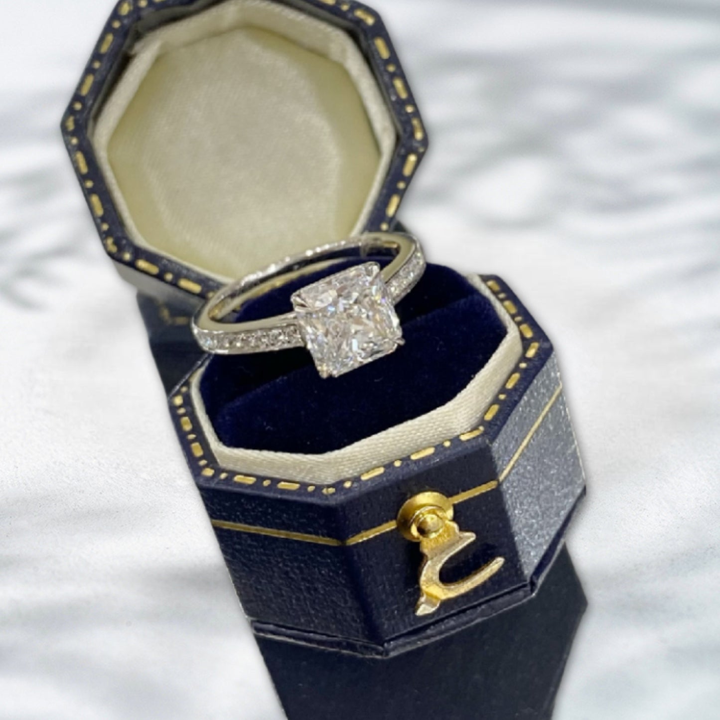 QOB Crown Radiance – 2.1ct Cushion Cut Lab Diamond Ring in 18K White Gold