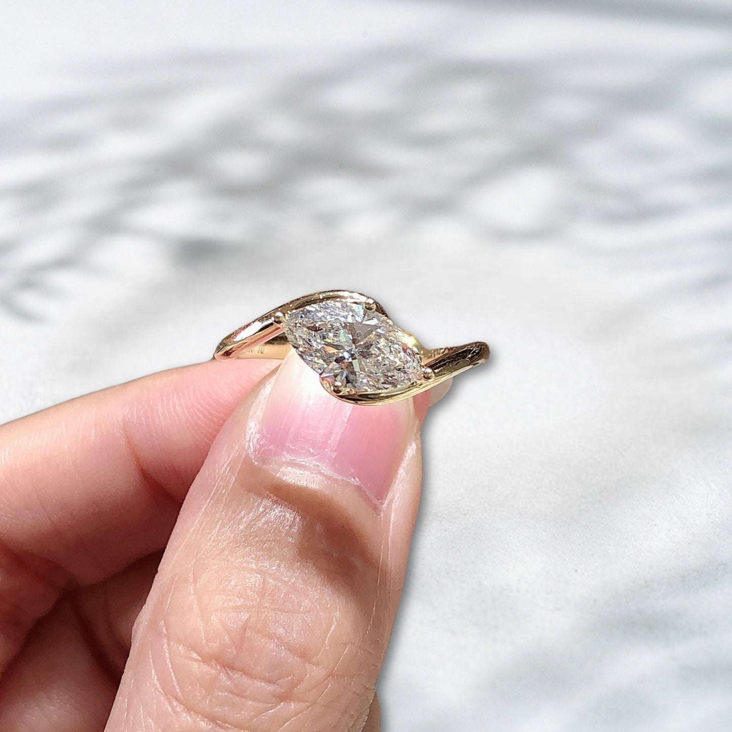 QOB Golden Float – 2.01ct Oval Lab Diamond Ring in 18K Yellow Gold