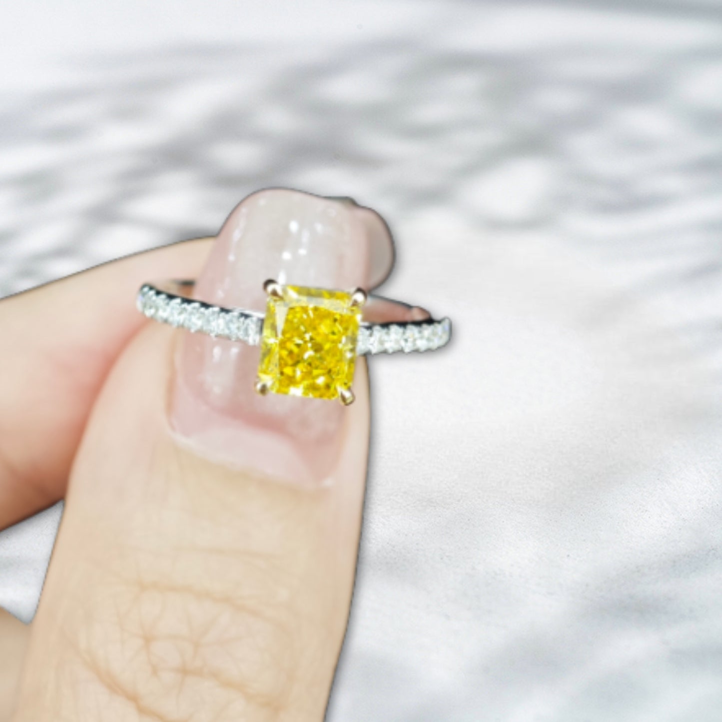 QOB Citrine Ember – 1.23ct Yellow Radiant Lab Diamond Ring in 18K Gold