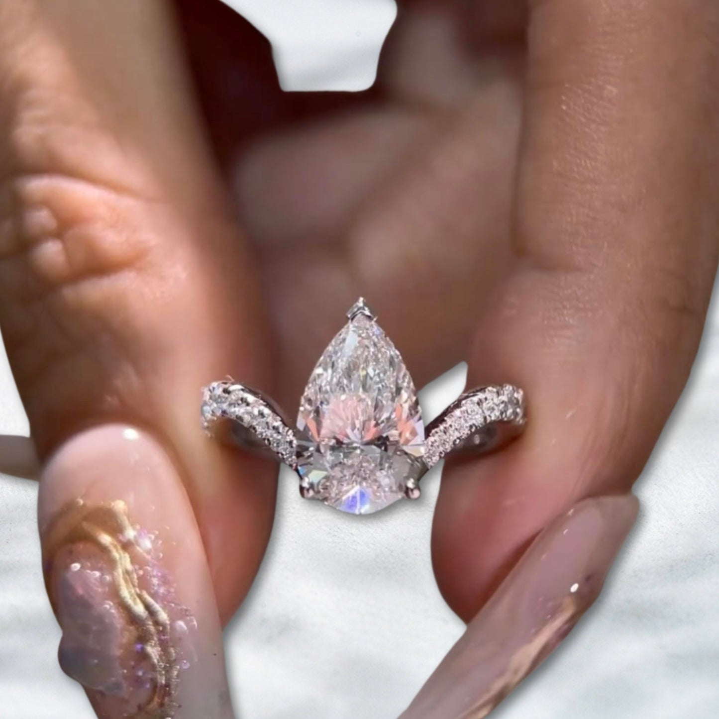 QOB Crownflare – 5ct Pear-Cut Lab Diamond Ring in Platinum PT950