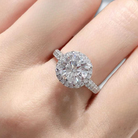 QOB Hello Halo Ring | 2.05ct Lab Diamond in 18K White Gold