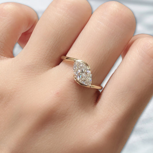 QOB Golden Float – 2.01ct Oval Lab Diamond Ring in 18K Yellow Gold