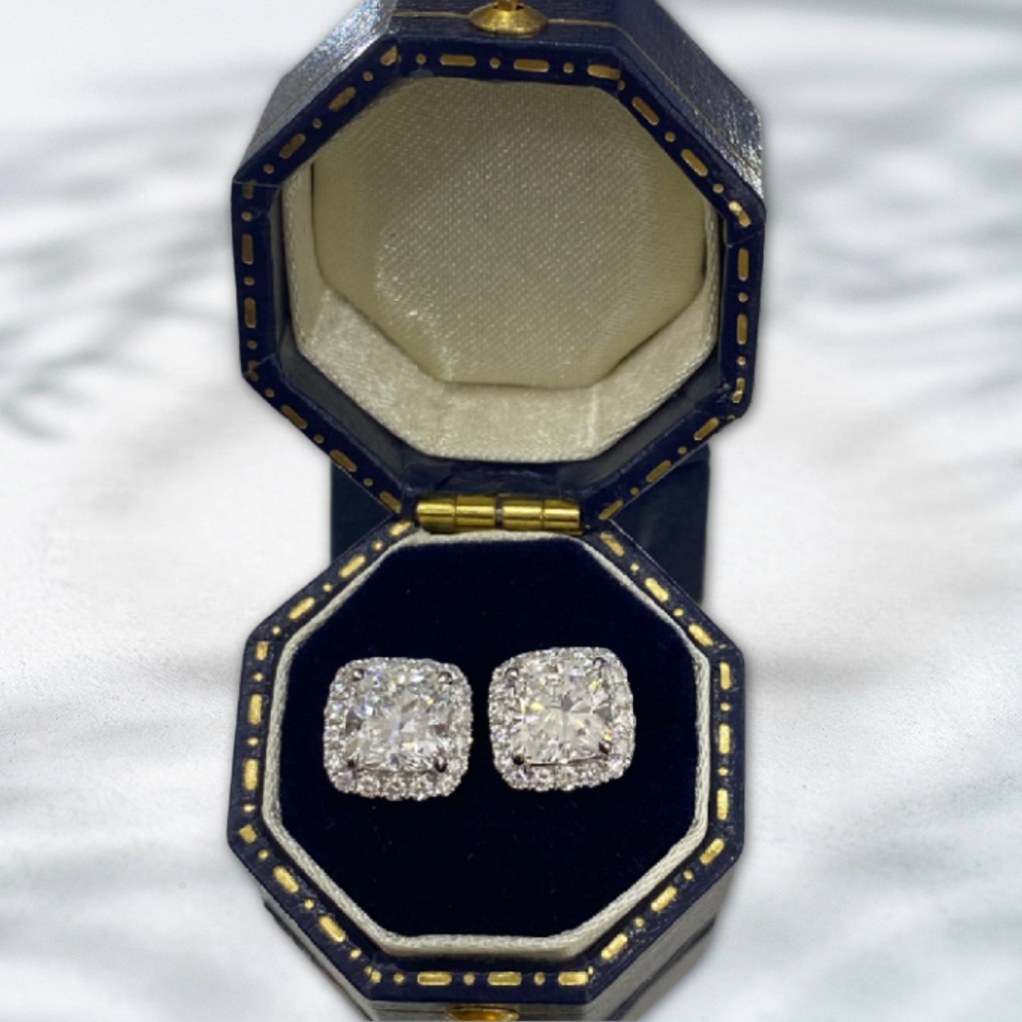 QOB Halo Whisper – 2.05ct Cushion Cut Lab Diamond Earrings in 18K Gold