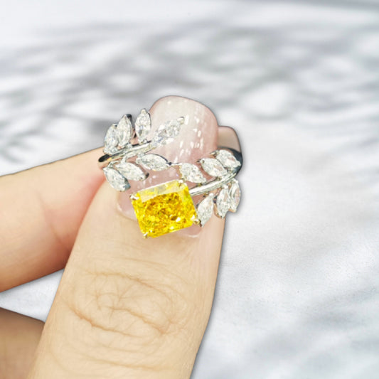 Golden Laurel – 2.12ct Yellow Radiant Lab Diamond Ring in 18K Gold