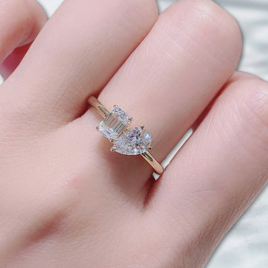 QOB Golden Duo Ring | 1.08ct Pear & Emerald Lab Diamonds in 18K Gold