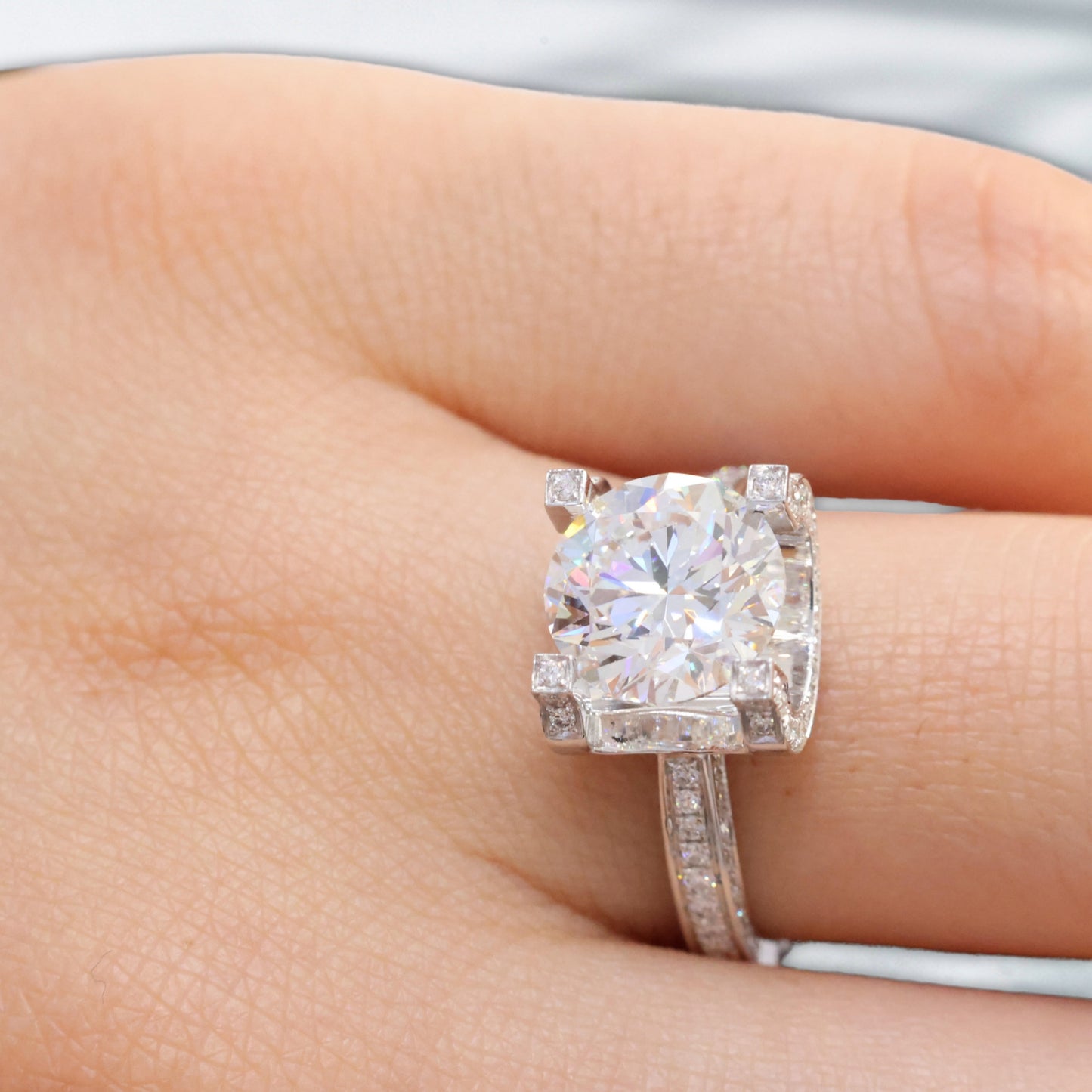 QOB Crown Vault – 3.2ct Lab Diamond Engagement Ring in 18K Gold Inbox