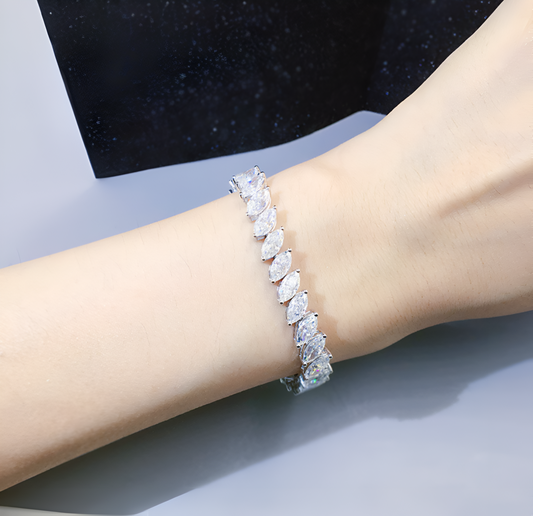 QOB “Marquise Illusion” Lab Diamond Bracelet | 18K Gold | 22.5 ct | Luxury Tennis Bracelet
