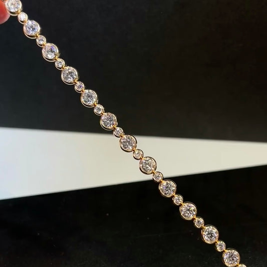 Velvet Radiance Bracelet – 18K Rose Gold with 3.899ct Natural Diamonds