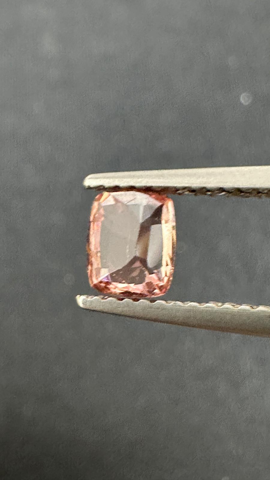1.00 ct Natural Unheated Padparadscha Sapphire (GIT Certified) – Cushion Cut, Orange-Pink