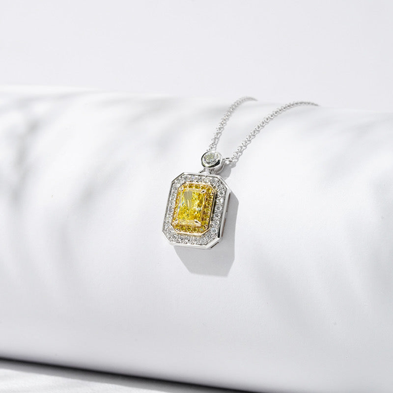 QOB Solar Ember– 2.0 ct in 18K White Gold Yellow Lab Diamond Halo Pendant Necklace