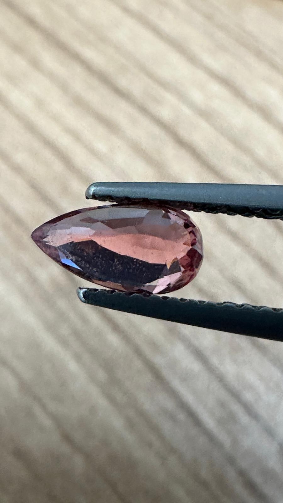 1.02 ct Natural Unheated Padparadscha Sapphire (Guild Certified) – Pear Cut, Pinkish Orange