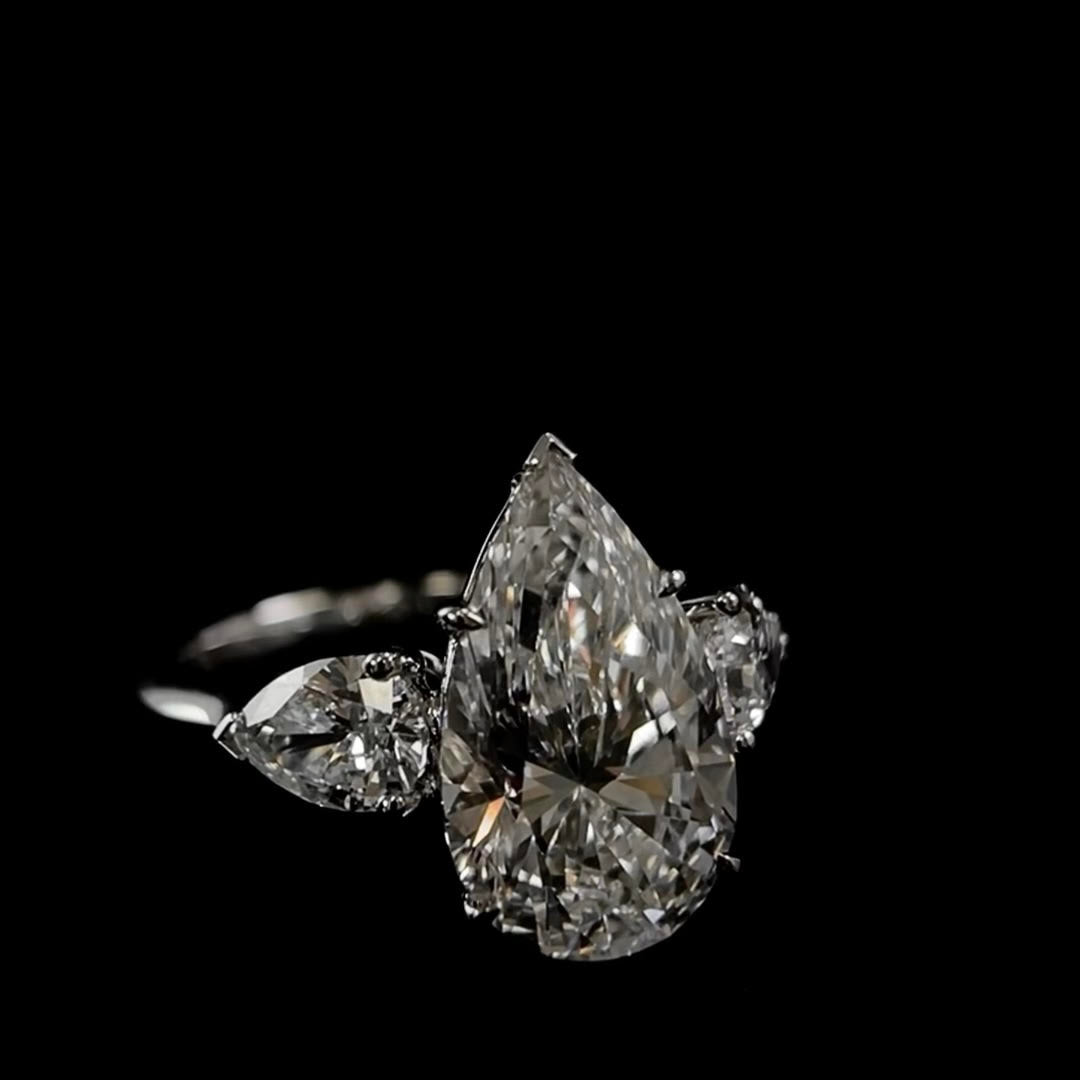 QOB Celestique Bloom – 3.1ct Pear Trio Lab Diamond Ring in Platinum PT950