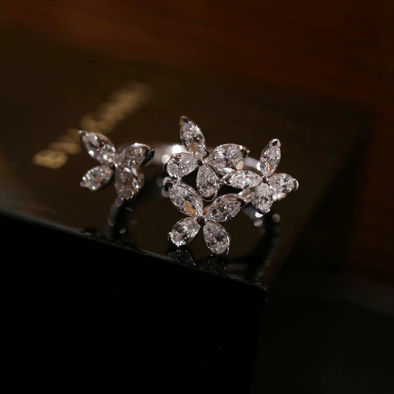 QOB Wings & Bloom – Lab Diamond Open Ring in PT950 Platinum (1.83ct)